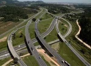 Entroncamento das rodovias Bandeirantes e Anhanguera