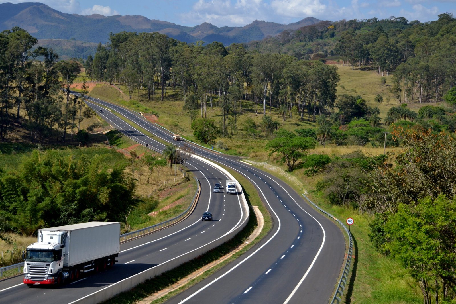 Renovias reforça ações de segurança viária e reduz em 32,5% o número de acidentes com vítimas fatais